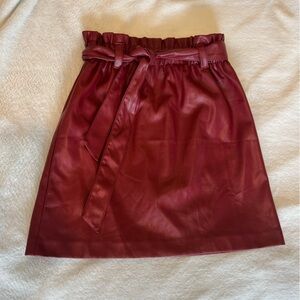 Loft outlet faux leather skirt women’s XS burgundy
